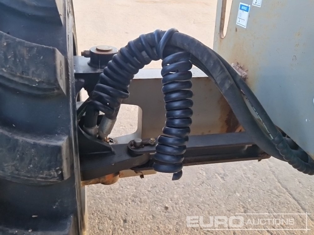 Articulated boom 2014 Haulotte HA16RTJ: picture 12