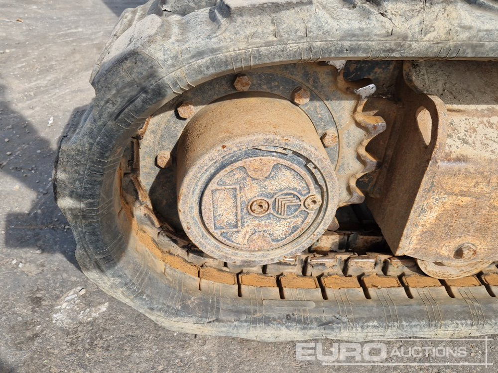 Mini excavator 2014 Yanmar ViO50-U: picture 9