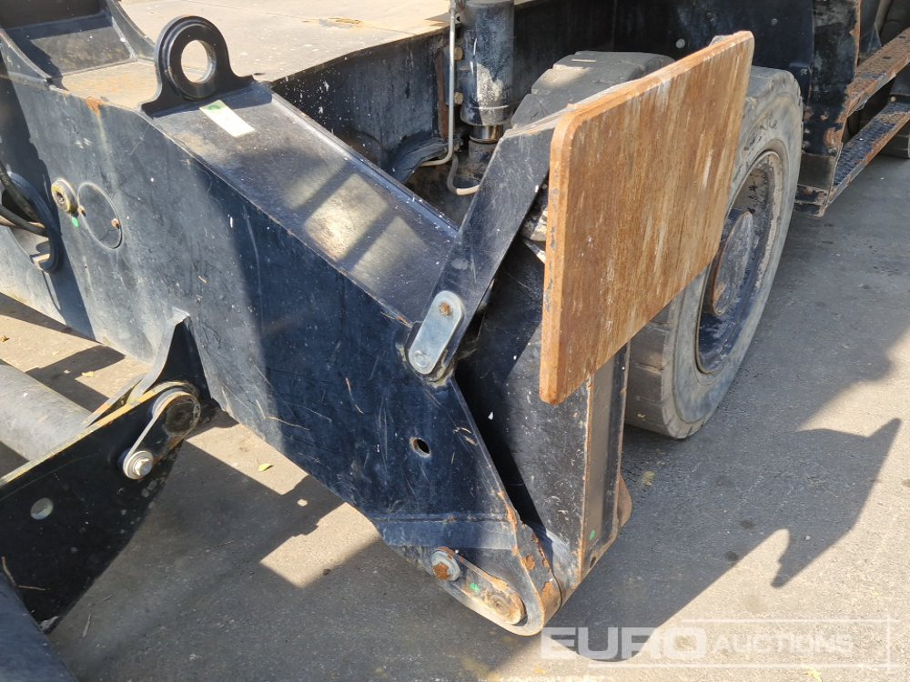 Wheel excavator 2016 CAT MH3022: picture 15