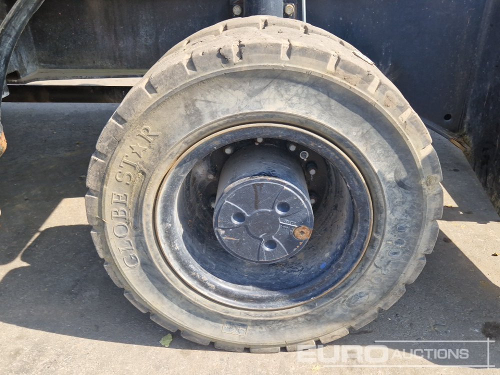 Wheel excavator 2016 CAT MH3022: picture 8
