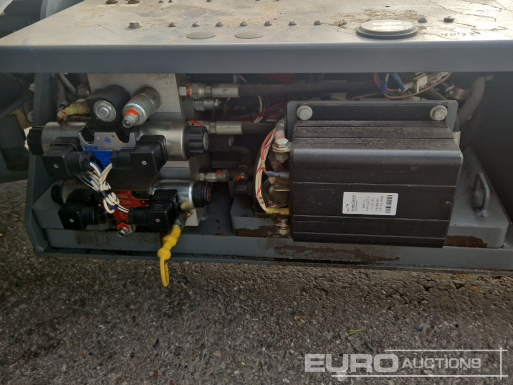 Aerial platform 2016 SkyJack SJIII 4740: picture 20