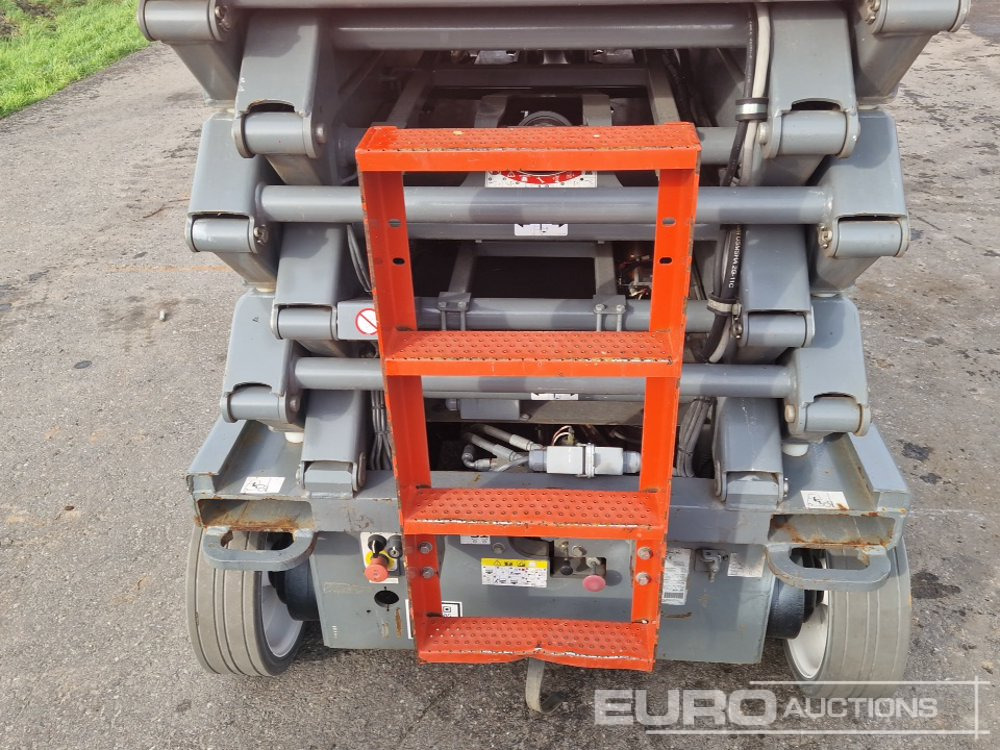 Aerial platform 2016 SkyJack SJIII 4740: picture 14