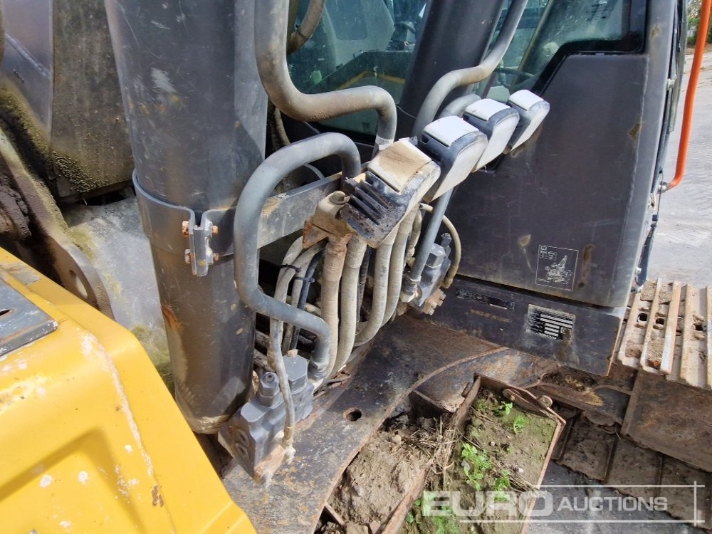 Crawler excavator 2016 Volvo EC220EL: picture 20