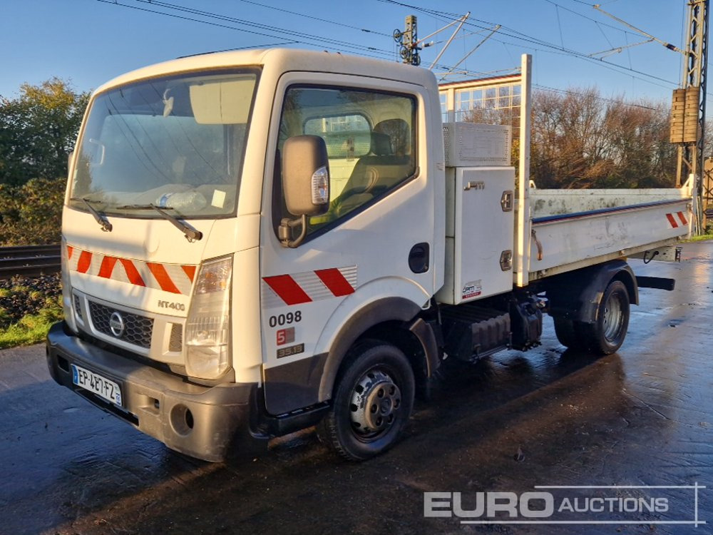 2017 Nissan NT400 - Tipper van: picture 1 2017 Nissan NT400 - Tipper van: picture 1