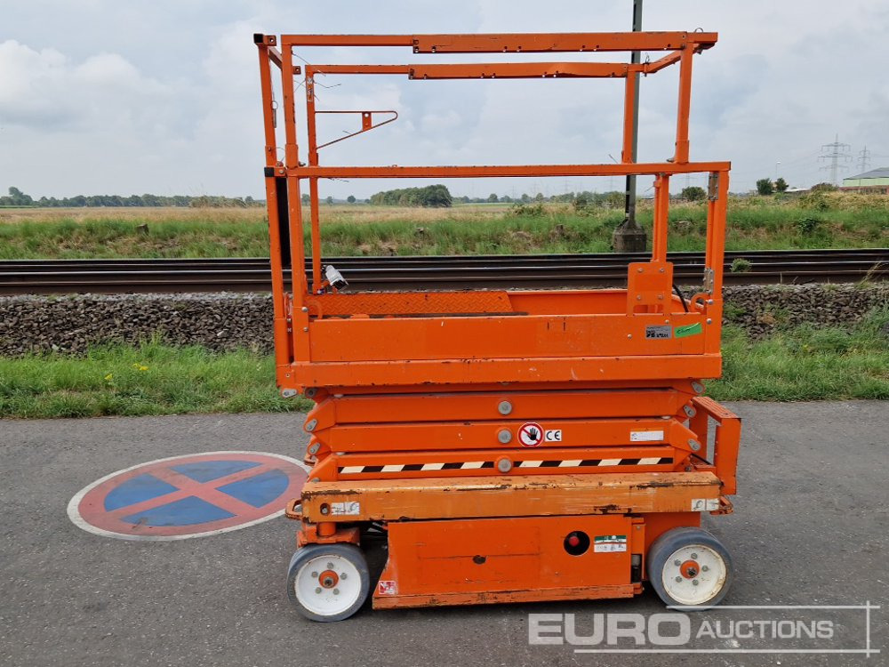 2017 SkyJack SJ111-3219 - Aerial platform: picture 2 2017 SkyJack SJ111-3219 - Aerial platform: picture 2