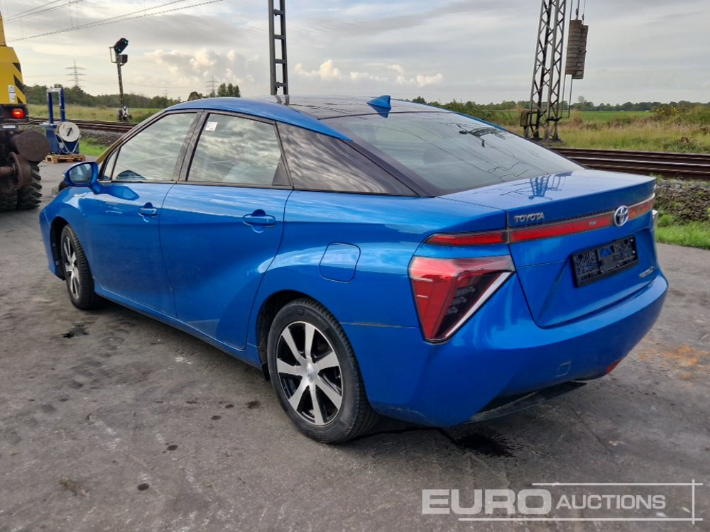 2017 Toyota Mirai Fuel Cell, Hydrogen Hybrid, Automatic (German Reg. Docs. Available) - Car: picture 3 2017 Toyota Mirai Fuel Cell, Hydrogen Hybrid, Automatic (German Reg. Docs. Available) - Car: picture 3