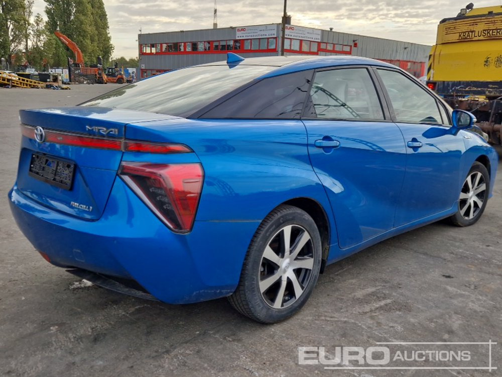 2017 Toyota Mirai Fuel Cell, Hydrogen Hybrid, Automatic (German Reg. Docs. Available) - Car: picture 5 2017 Toyota Mirai Fuel Cell, Hydrogen Hybrid, Automatic (German Reg. Docs. Available) - Car: picture 5