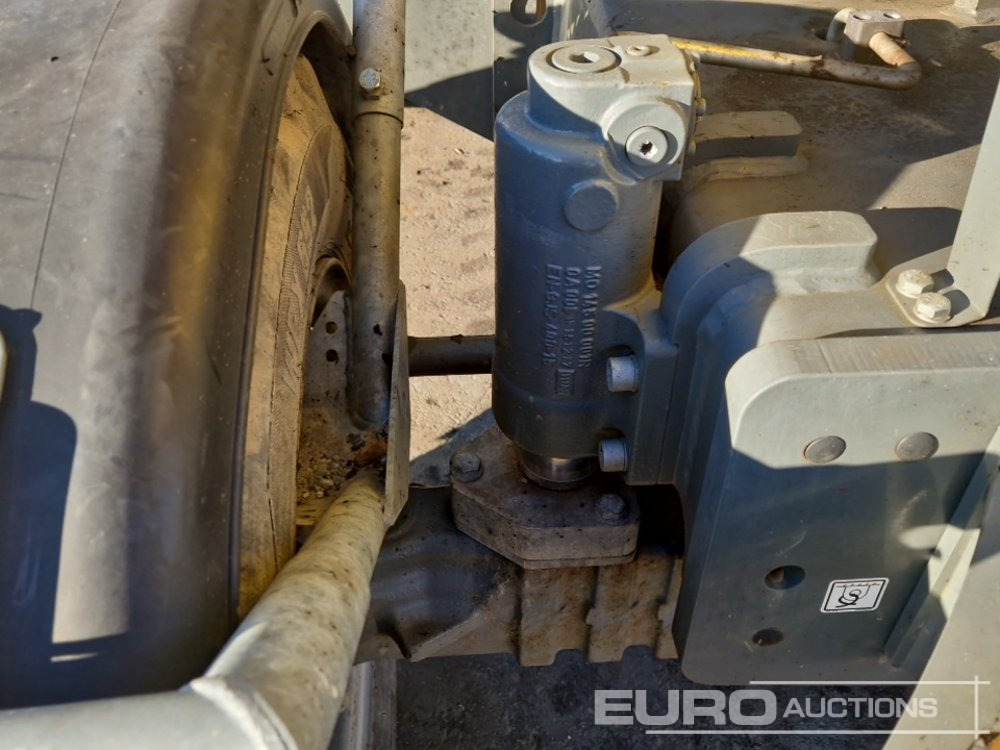 Wheel excavator 2018 Wacker Neuson EW100: picture 12