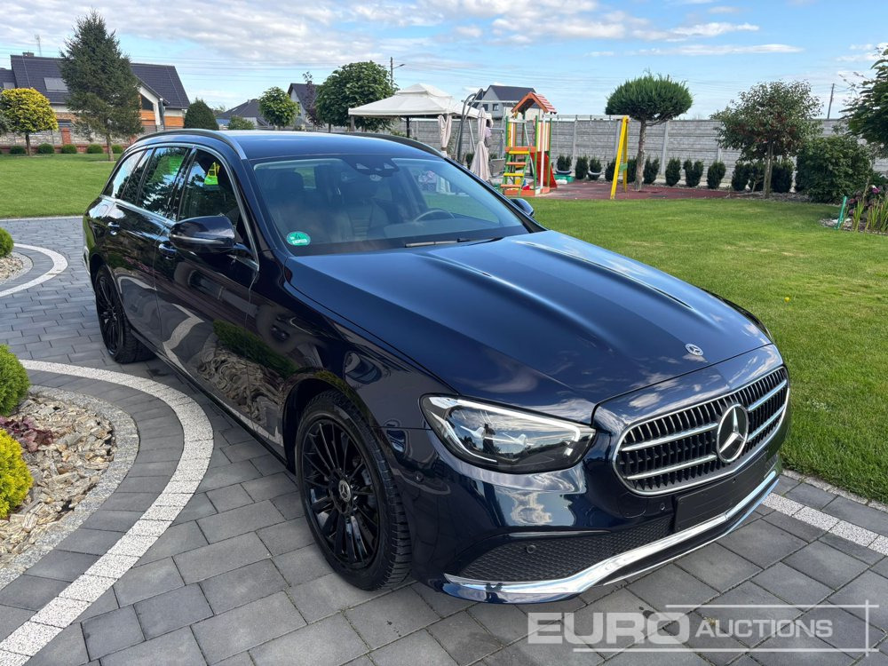 2022 Mercedes E -Klasse T-Modell E300 e, 2.0 Petrol Plug-In Hybrid, Agility Suspension, Head-Up, Burmester Sound System, Electric Windows, Parking Sensor, Navi, Heated Seats, A/C, Mercedes Me Function - Car: picture 4 2022 Mercedes E -Klasse T-Modell E300 e, 2.0 Petrol Plug-In Hybrid, Agility Suspension, Head-Up, Burmester Sound System, Electric Windows, Parking Sensor, Navi, Heated Seats, A/C, Mercedes Me Function - Car: picture 4