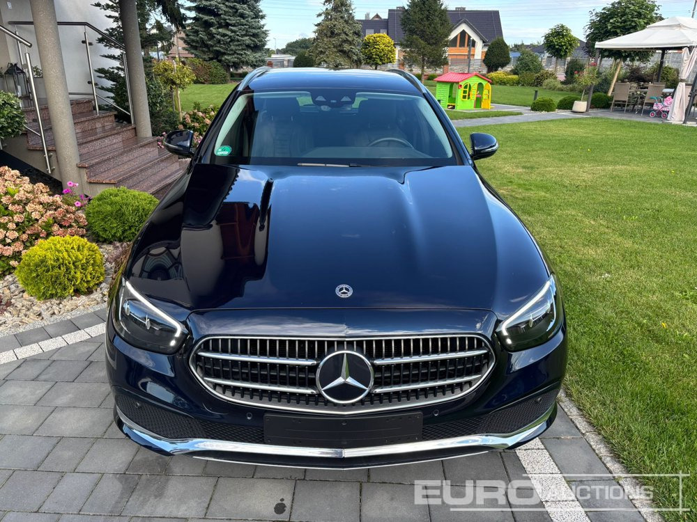 2022 Mercedes E -Klasse T-Modell E300 e, 2.0 Petrol Plug-In Hybrid, Agility Suspension, Head-Up, Burmester Sound System, Electric Windows, Parking Sensor, Navi, Heated Seats, A/C, Mercedes Me Function - Car: picture 5 2022 Mercedes E -Klasse T-Modell E300 e, 2.0 Petrol Plug-In Hybrid, Agility Suspension, Head-Up, Burmester Sound System, Electric Windows, Parking Sensor, Navi, Heated Seats, A/C, Mercedes Me Function - Car: picture 5