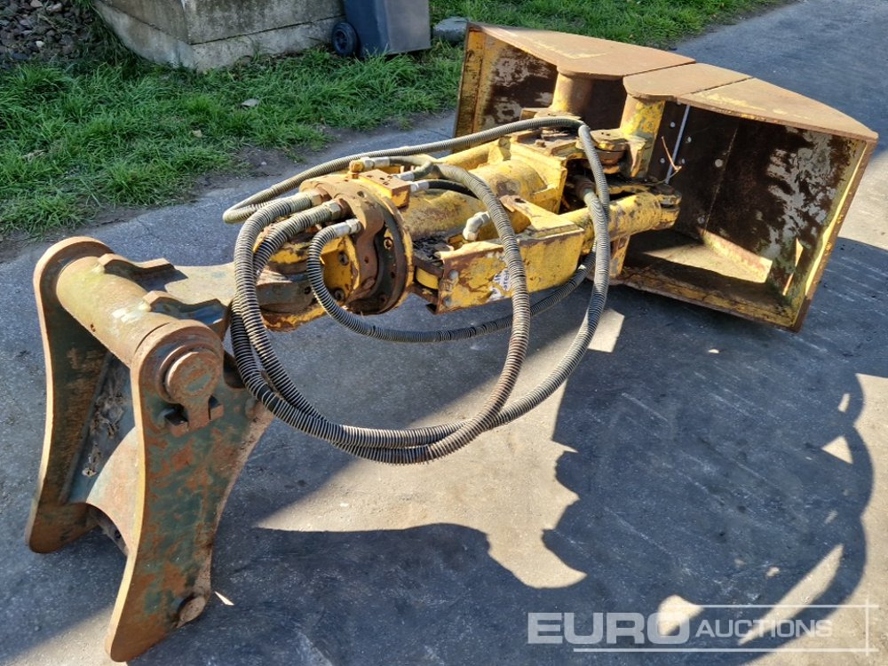 2000 Smag Clamshell Bucket - Attachment for Excavator: picture 3 2000 Smag Clamshell Bucket - Attachment for Excavator: picture 3