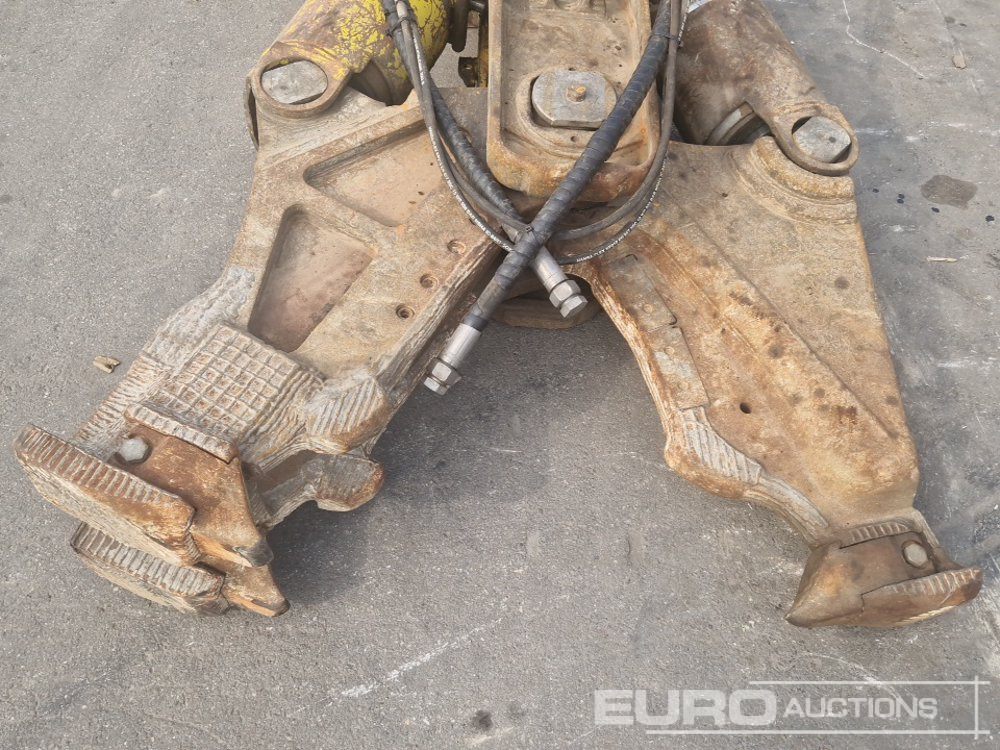 2015 Atlas Copco CC2500 - Attachment for Excavator: picture 5 2015 Atlas Copco CC2500 - Attachment for Excavator: picture 5