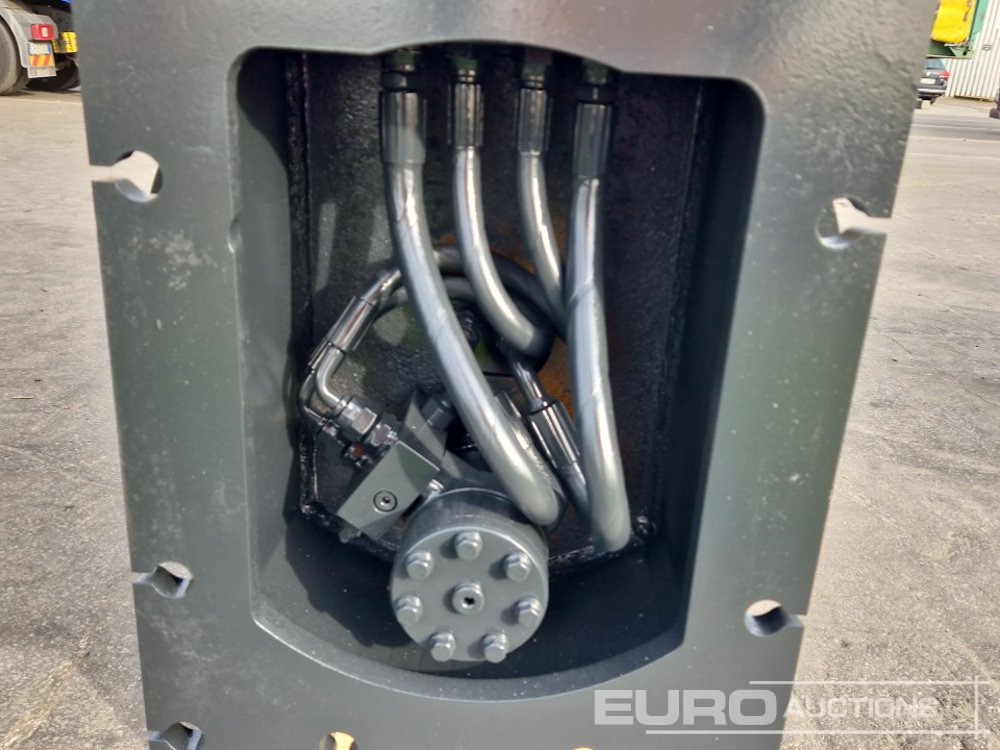 Unused 2025 Mustang RH12 - Attachment for Excavator: picture 5 Unused 2025 Mustang RH12 - Attachment for Excavator: picture 5