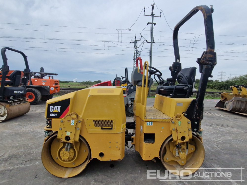 CAT CB22 - Roller: picture 2 CAT CB22 - Roller: picture 2
