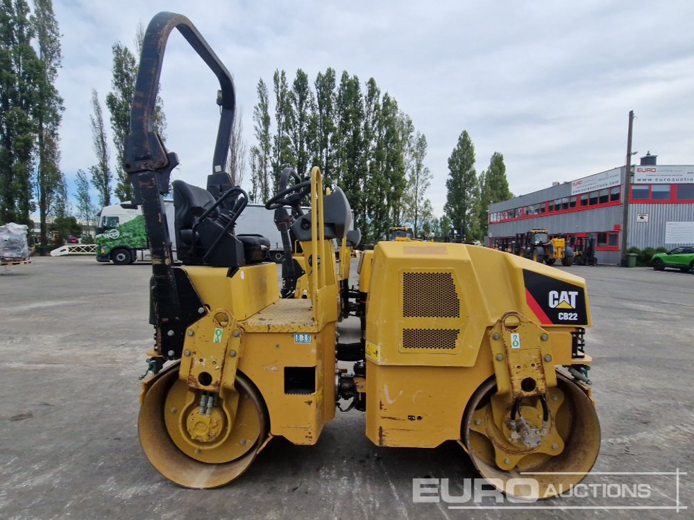 CAT CB22 - Roller: picture 5 CAT CB22 - Roller: picture 5
