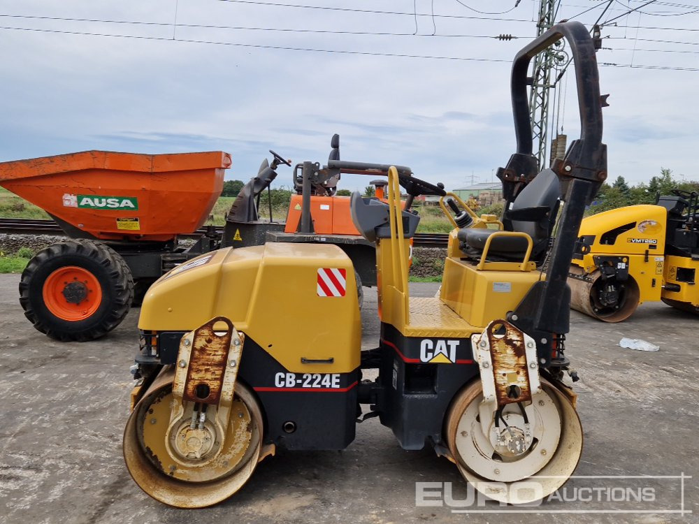 CAT CB224 - Roller: picture 2 CAT CB224 - Roller: picture 2