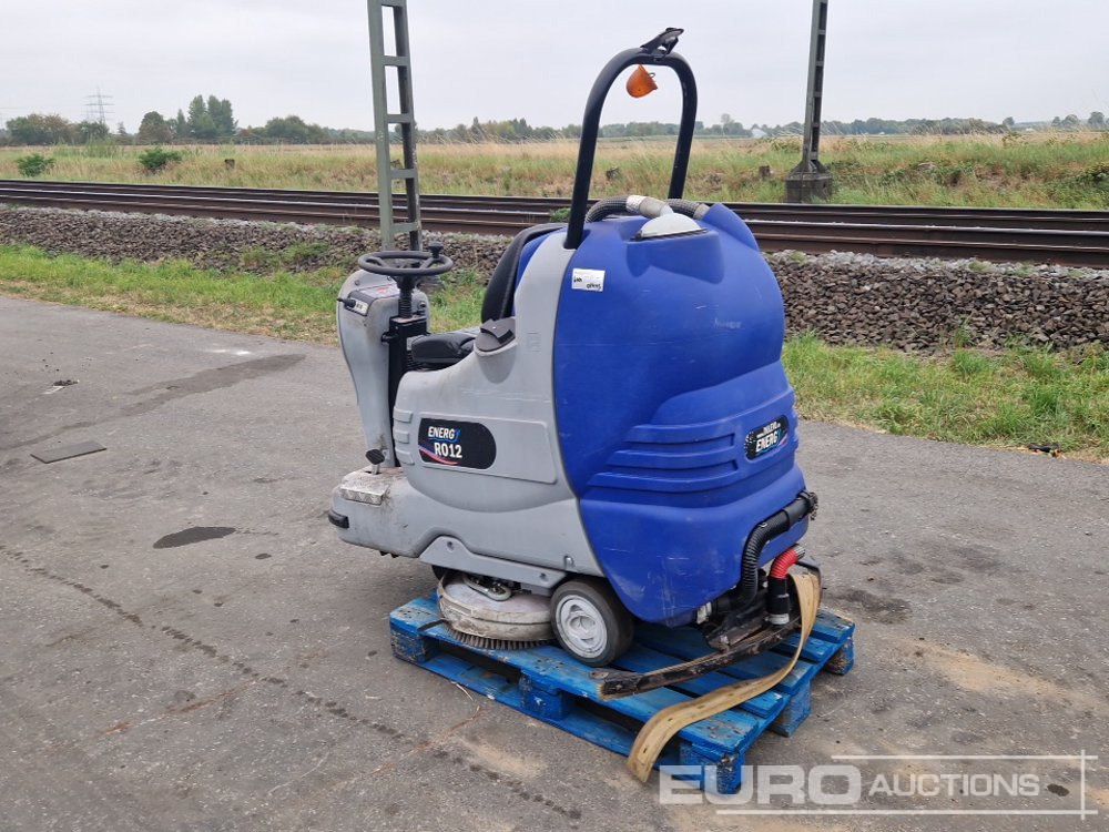 Dulevo Sapphire 85 Ride on Electric Floor Cleaner - Scrubber dryer: picture 3 Dulevo Sapphire 85 Ride on Electric Floor Cleaner - Scrubber dryer: picture 3