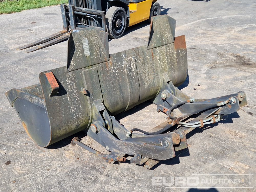 Front Loading Bucket to suit Forklift - Bucket: picture 2 Front Loading Bucket to suit Forklift - Bucket: picture 2