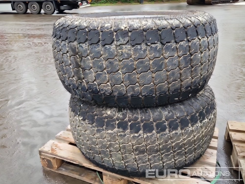 Tire Galaxy 41x18LL-22.5 Tyres with Rims: picture 6