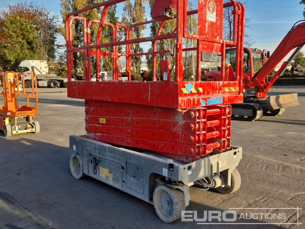 Genie Electric Scissor Lift - Aerial platform: picture 5 Genie Electric Scissor Lift - Aerial platform: picture 5