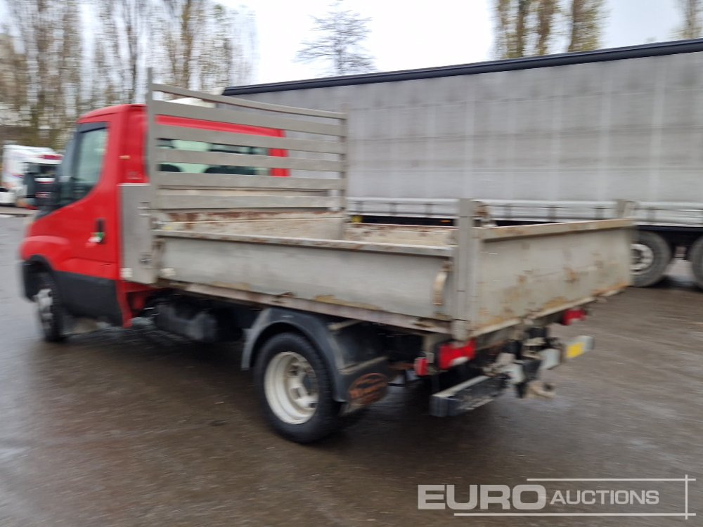 Iveco Van Pick-Up, Manual Gearbox, Dropside - Flatbed van: picture 3 Iveco Van Pick-Up, Manual Gearbox, Dropside - Flatbed van: picture 3