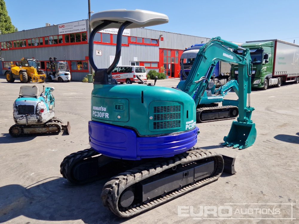 Komatsu PC30FR-2 - Mini excavator: picture 5 Komatsu PC30FR-2 - Mini excavator: picture 5