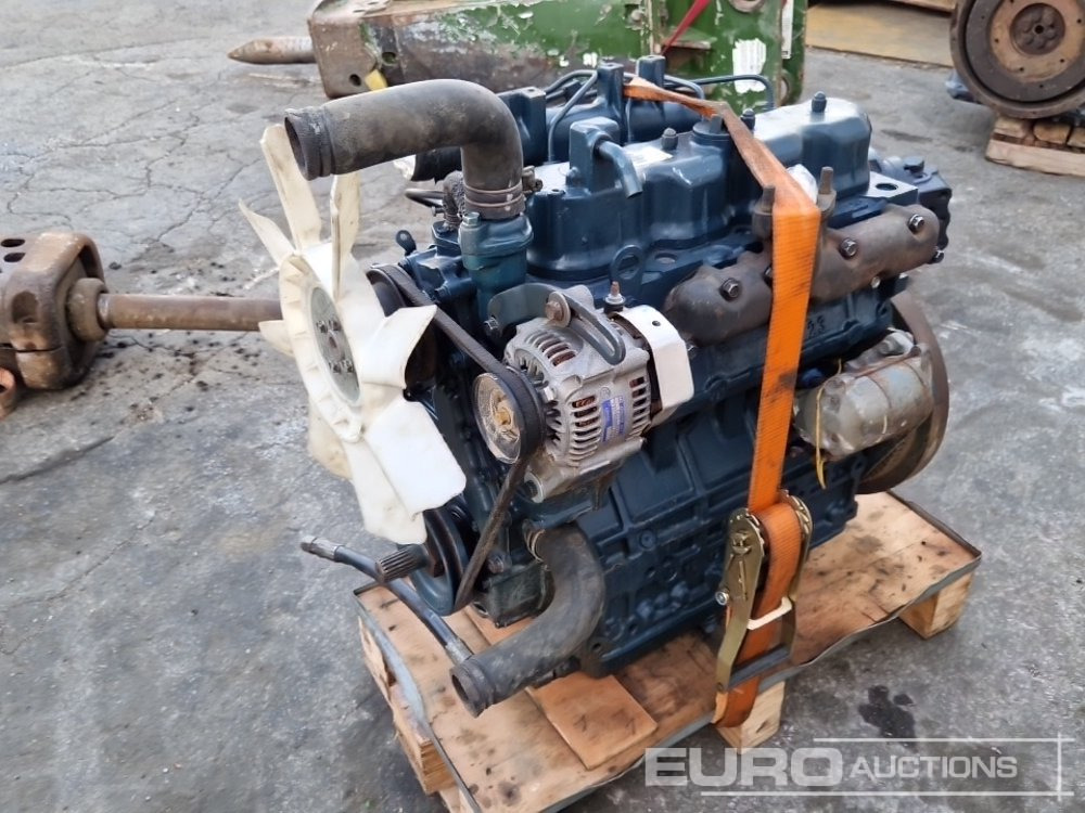 Kubota 4 Cylinder Diesel Engine - Engine: picture 3 Kubota 4 Cylinder Diesel Engine - Engine: picture 3