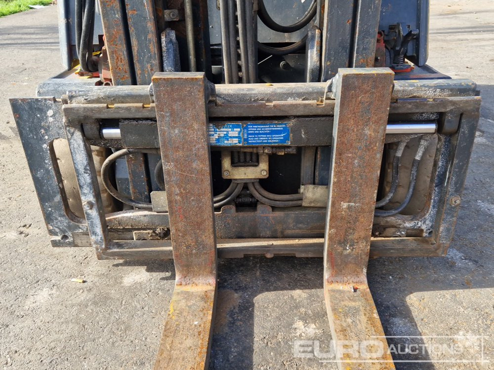 Forklift Linde E16C-02: picture 11
