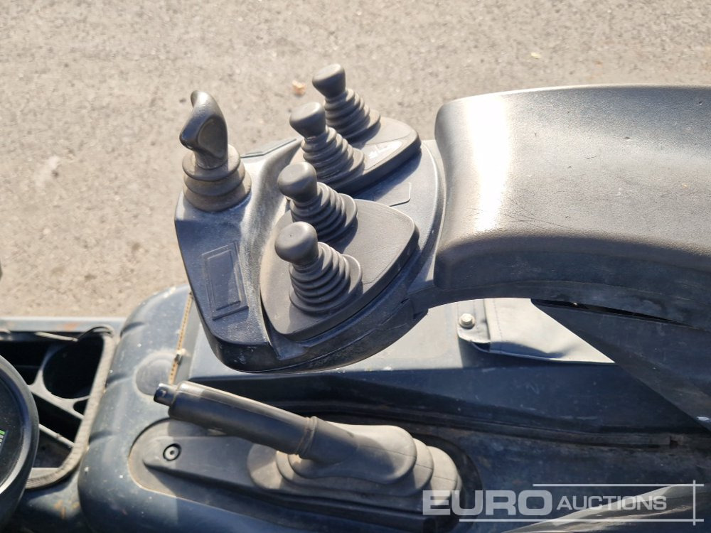 Forklift Linde E16C-02: picture 18