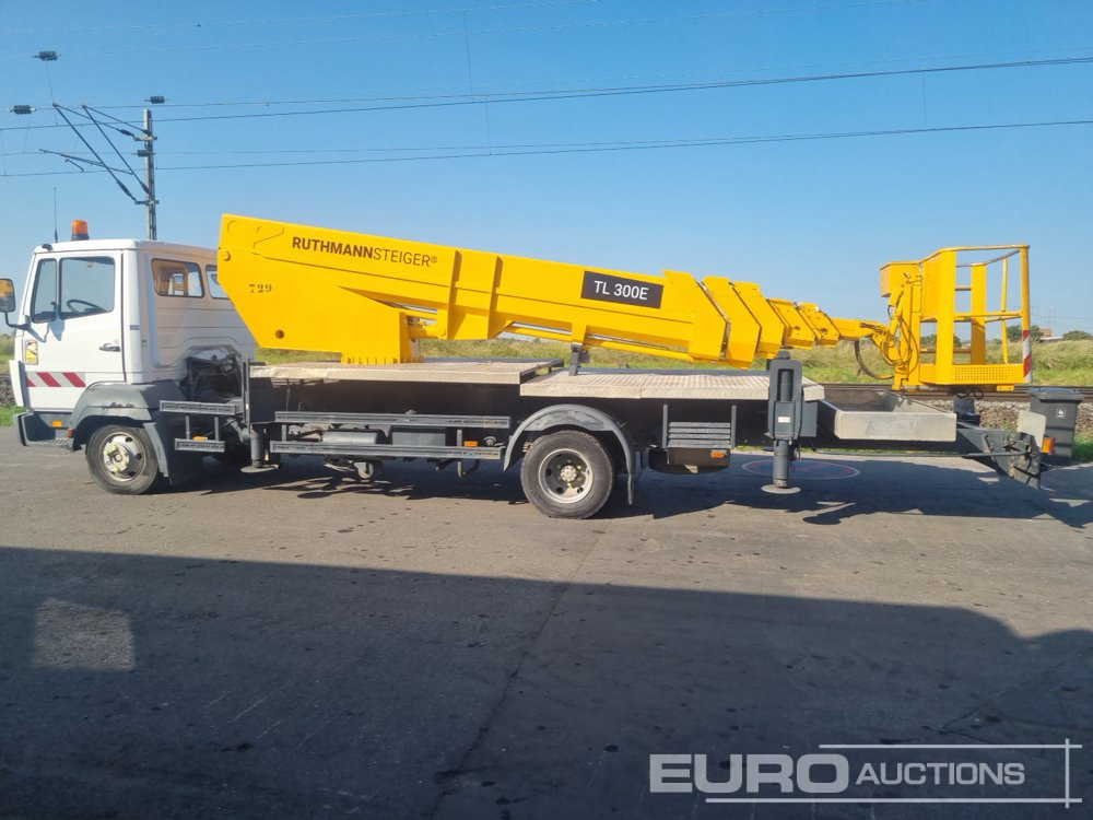 Mercedes 4x2 Access Truck, Manual Gearbox, Ruthmann Steiger TL 300E Boom, Access Platform - Truck mounted aerial platform: picture 2 Mercedes 4x2 Access Truck, Manual Gearbox, Ruthmann Steiger TL 300E Boom, Access Platform - Truck mounted aerial platform: picture 2