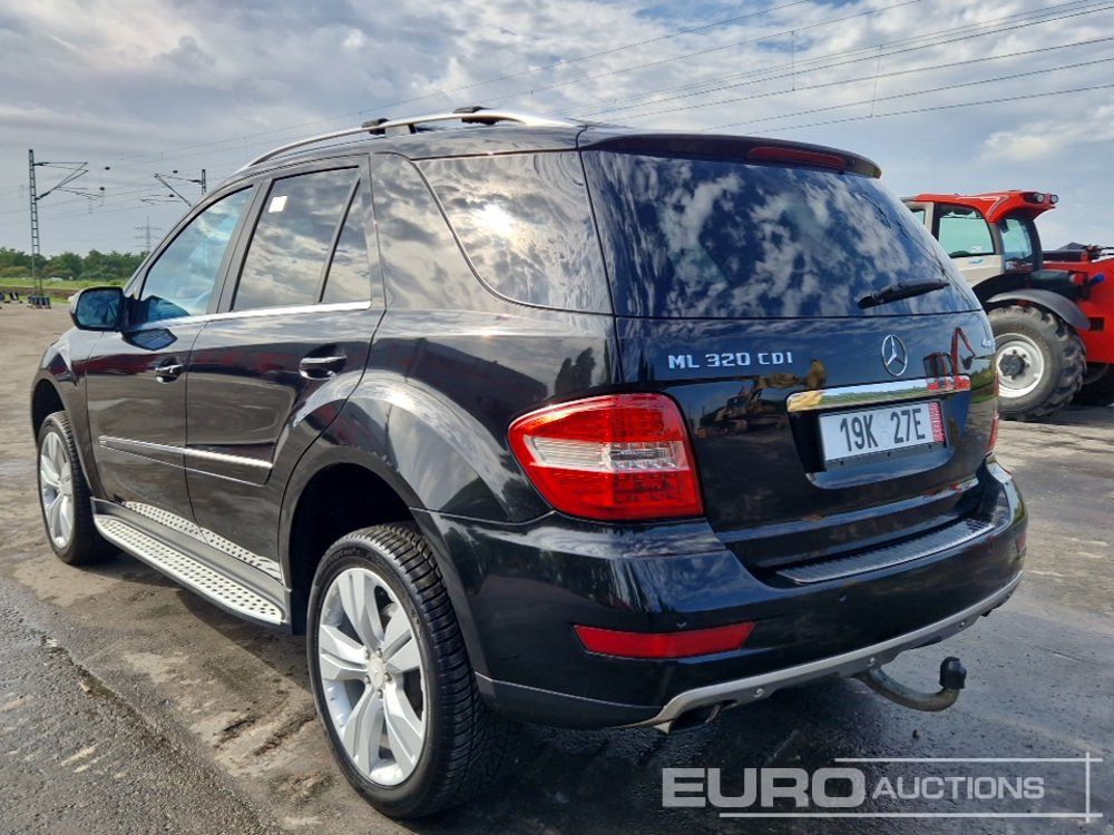 Mercedes ML320 CDI - SUV: picture 4 Mercedes ML320 CDI - SUV: picture 4
