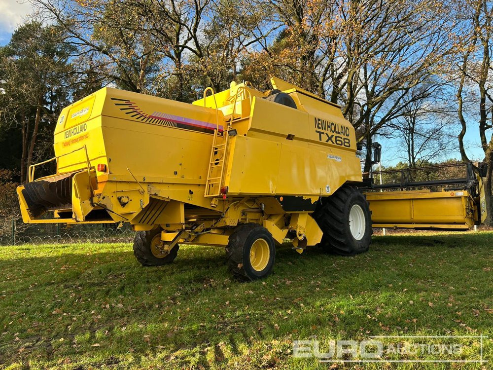 New Holland TX68 Plus - Combine harvester: picture 5 New Holland TX68 Plus - Combine harvester: picture 5
