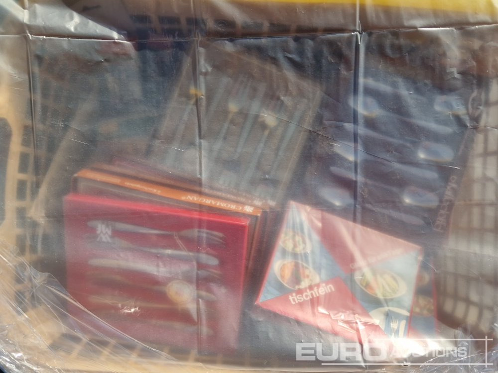 Pallet of Cutlery, Various Household Items - Construction equipment: picture 5 Pallet of Cutlery, Various Household Items - Construction equipment: picture 5