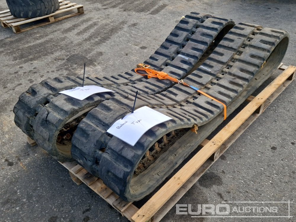 Rubber Tracks (2 of) - Track for Construction machinery: picture 3 Rubber Tracks (2 of) - Track for Construction machinery: picture 3