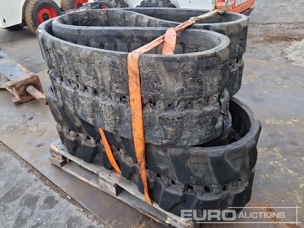 Rubber Tracks to suit Mini Excavator (2 of) - Track for Construction machinery: picture 2 Rubber Tracks to suit Mini Excavator (2 of) - Track for Construction machinery: picture 2