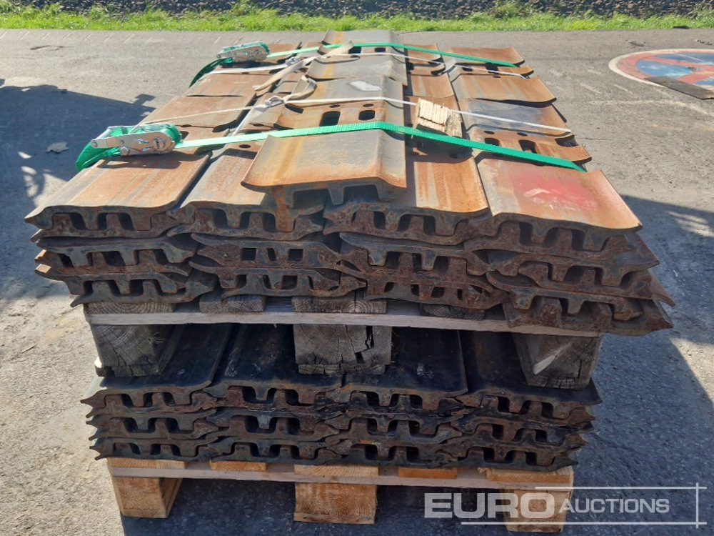 Spare parts for Excavator 600mm Steel Plates to suit Komatsu PC210: picture 6