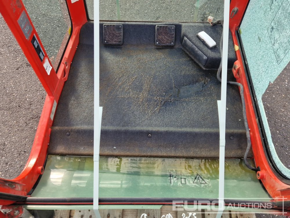 Cabin to suit Volvo ECR25 - Spare parts for Excavator: picture 5 Cabin to suit Volvo ECR25 - Spare parts for Excavator: picture 5