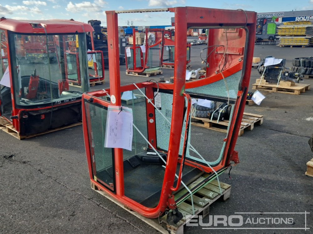 Cabin to suit Volvo ECR25 - Spare parts for Excavator: picture 3 Cabin to suit Volvo ECR25 - Spare parts for Excavator: picture 3