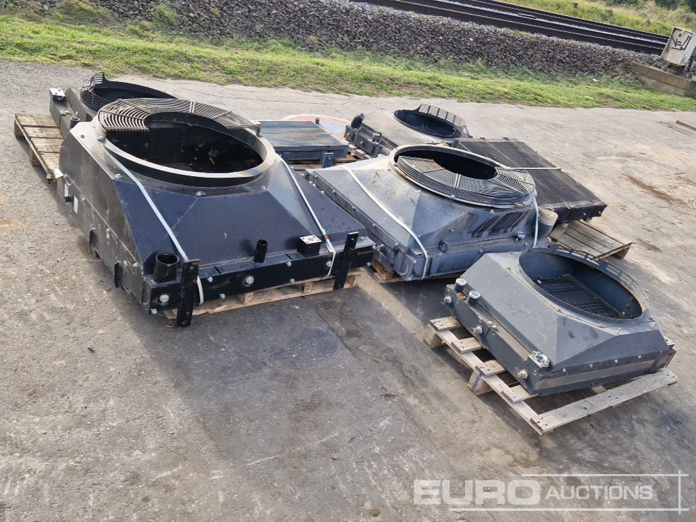 Selection of Radiators to suit Excavators (7 of) - Spare parts for Excavator: picture 4 Selection of Radiators to suit Excavators (7 of) - Spare parts for Excavator: picture 4