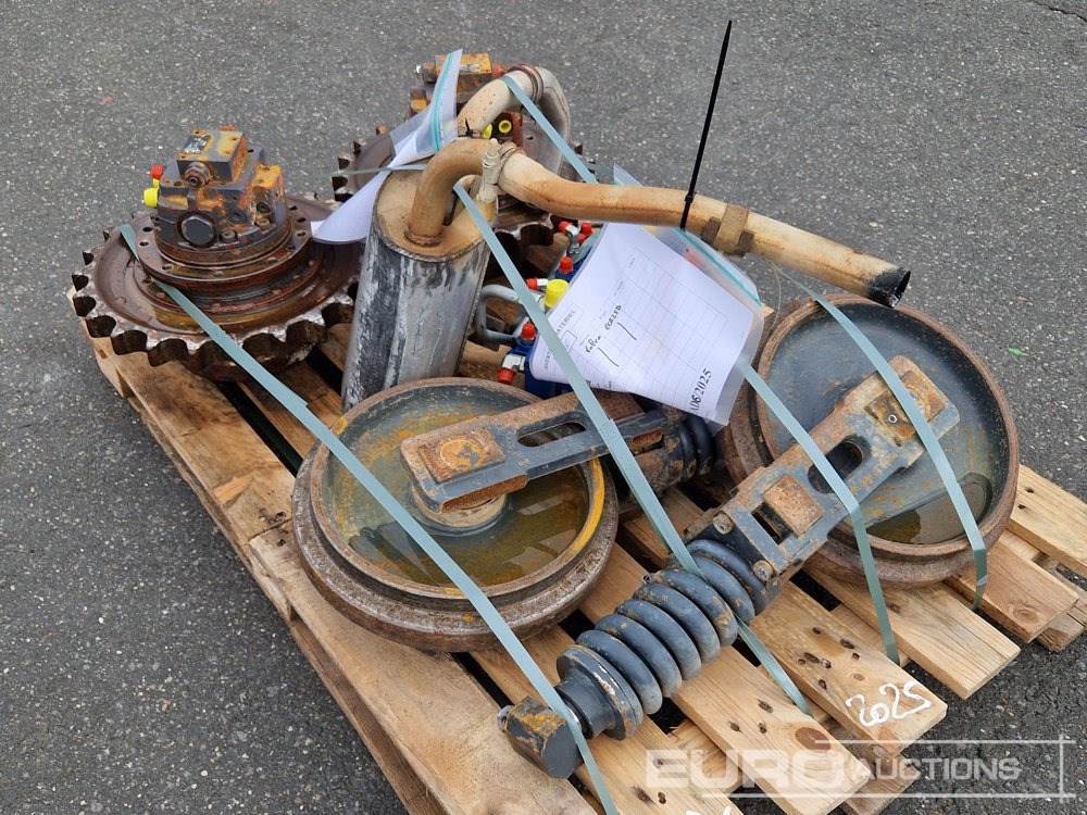 Spare Parts, Final Drives, Idlers, Valve Block to suit Volvo ECR25D - Spare parts for Excavator: picture 3 Spare Parts, Final Drives, Idlers, Valve Block to suit Volvo ECR25D - Spare parts for Excavator: picture 3