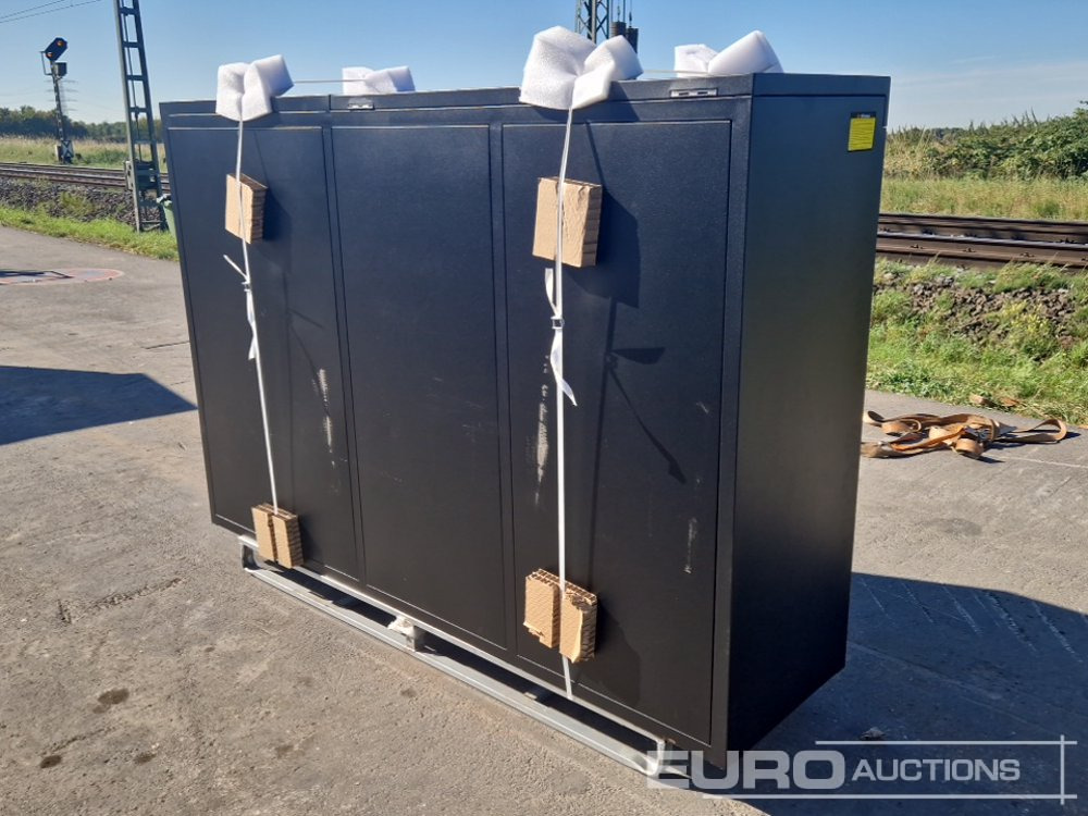 Stainless Tool Cabinet - Workshop equipment: picture 3 Stainless Tool Cabinet - Workshop equipment: picture 3