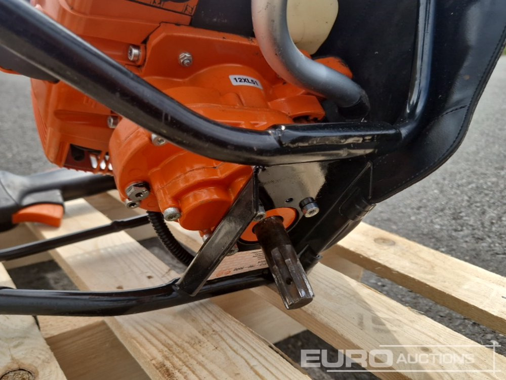 Stihl BT121Petrol Auger - Auger: picture 5 Stihl BT121Petrol Auger - Auger: picture 5