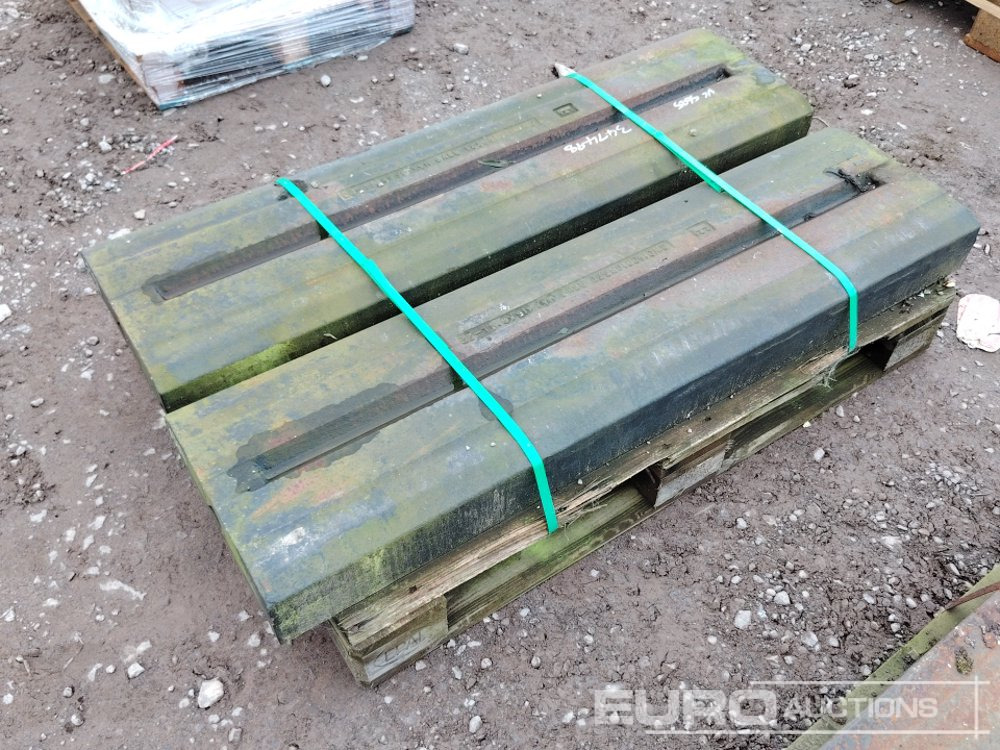 Terex Tp550 Chrome Blow Bars - Construction equipment: picture 3 Terex Tp550 Chrome Blow Bars - Construction equipment: picture 3