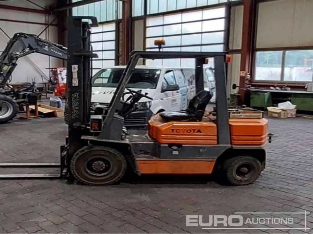 Toyota 025FDF25 - Forklift: picture 1 Toyota 025FDF25 - Forklift: picture 1