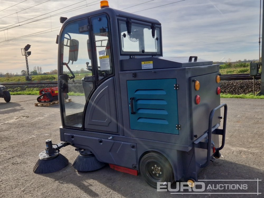 Unused 2025 Kaster VOL.2000 - Road sweeper: picture 3 Unused 2025 Kaster VOL.2000 - Road sweeper: picture 3