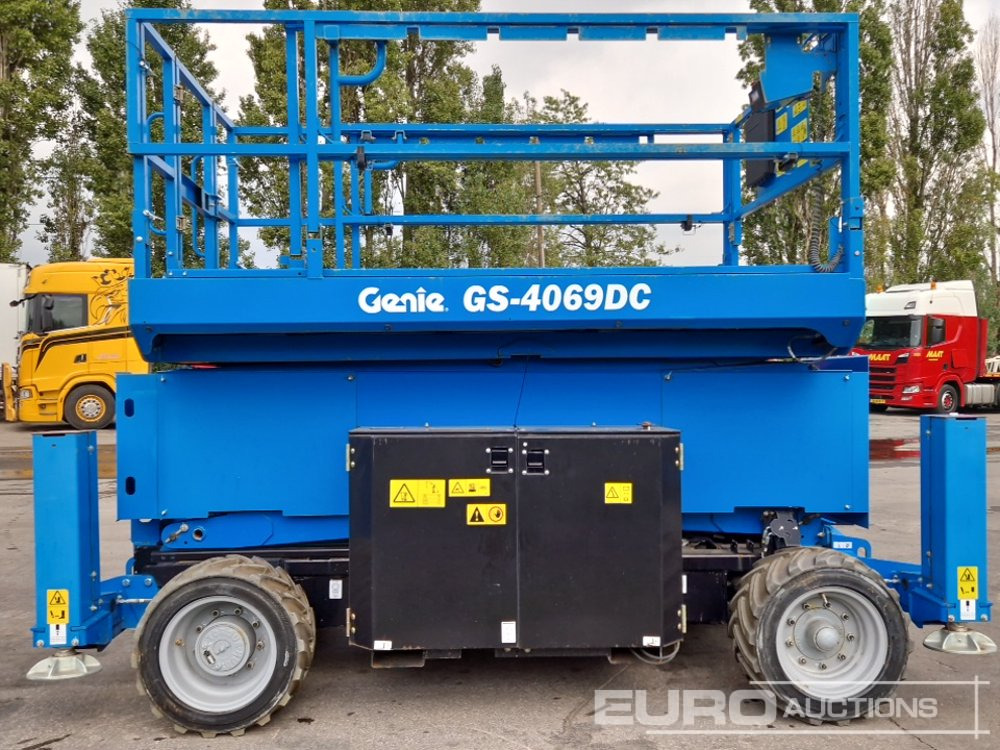 Unused Genie GS-4069DC - Aerial platform: picture 5 Unused Genie GS-4069DC - Aerial platform: picture 5
