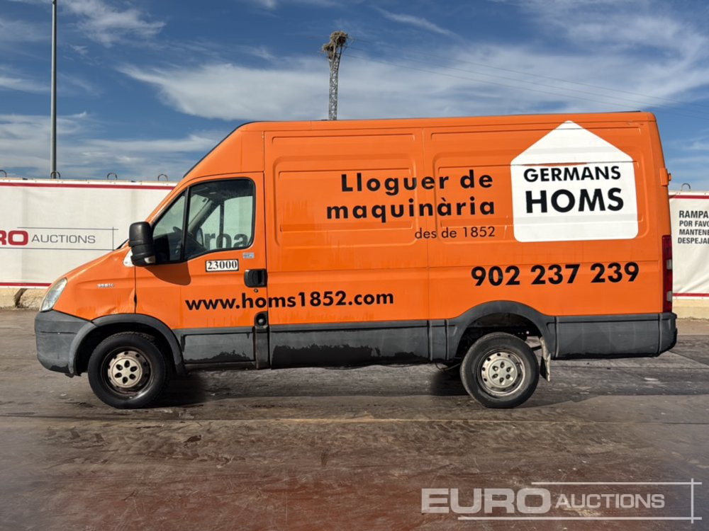 2010 Iveco Daily 35 S14 - Panel van: picture 2 2010 Iveco Daily 35 S14 - Panel van: picture 2