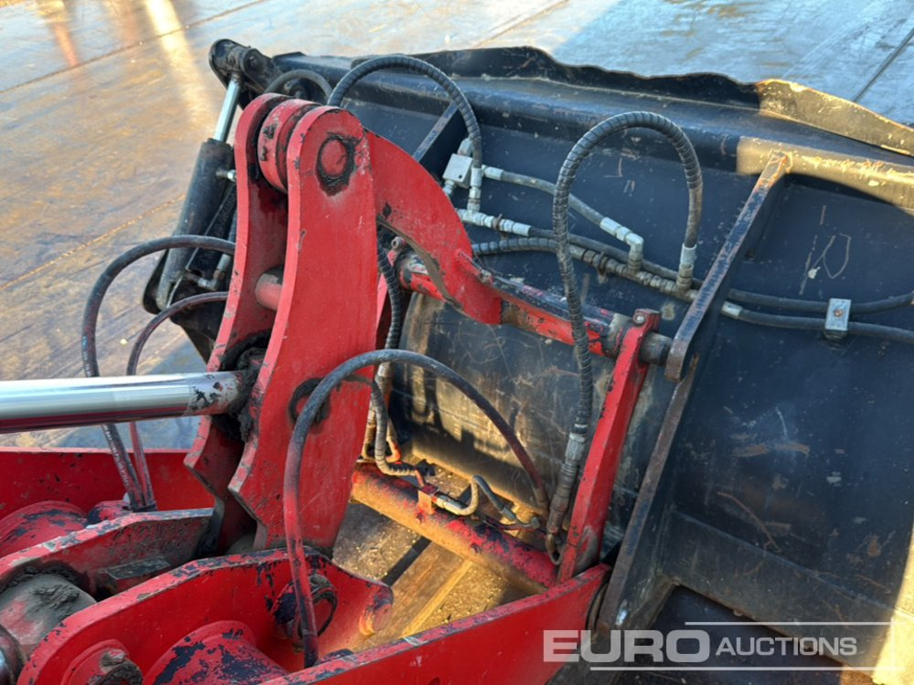 Wheel loader 2013 JCB 406 B: picture 20