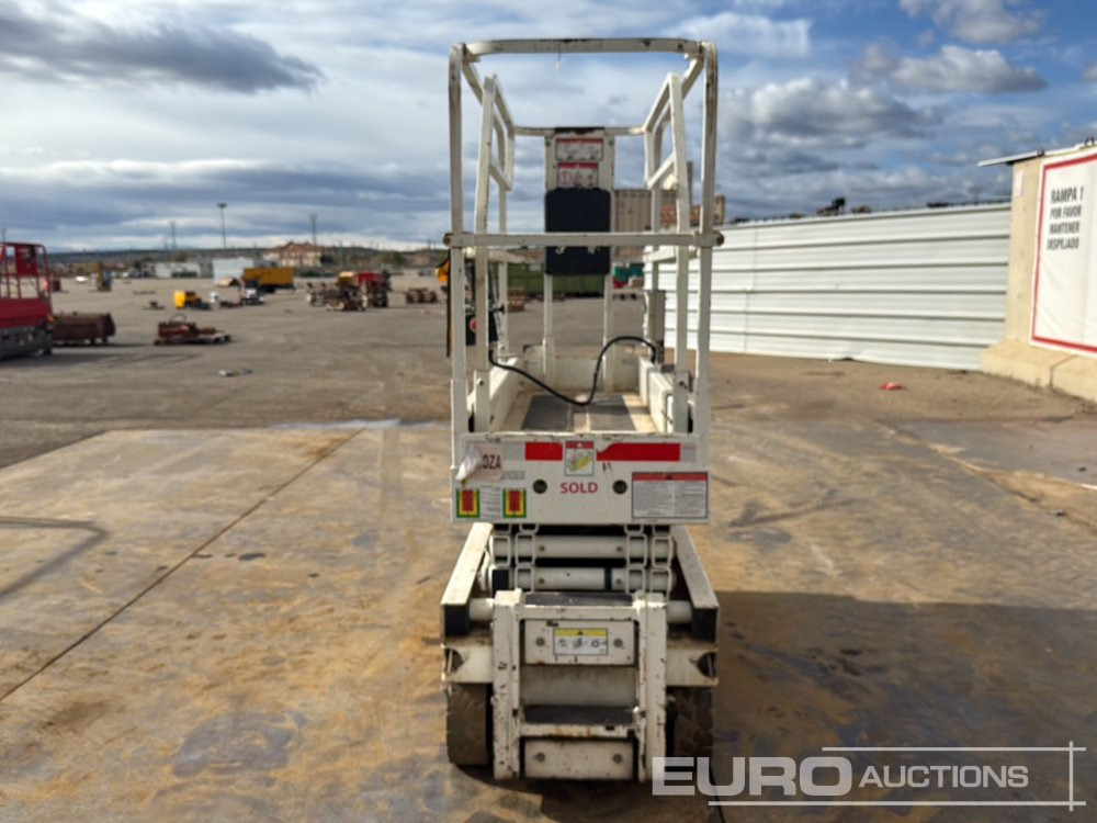 2014 Haulotte Optimum 8 - Scissor lift: picture 4 2014 Haulotte Optimum 8 - Scissor lift: picture 4