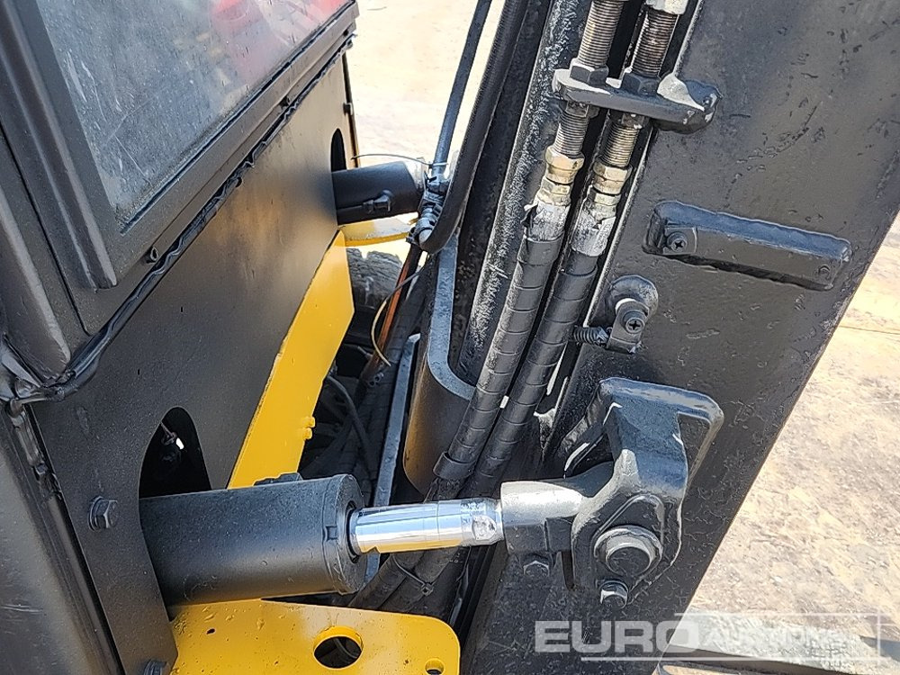 Forklift 2018 Hyundai 25D-9E: picture 19